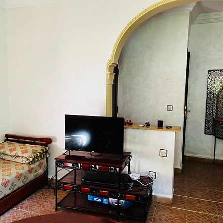 Appartement Dans Residence Avec Piscine Marrákes Kültér fotó